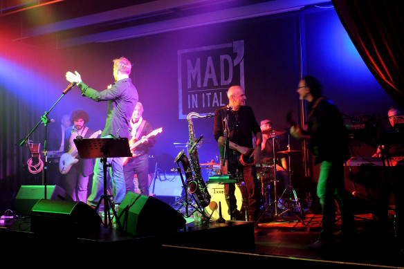 21/05/2015 - Live @ Mad'in Italy - Verona